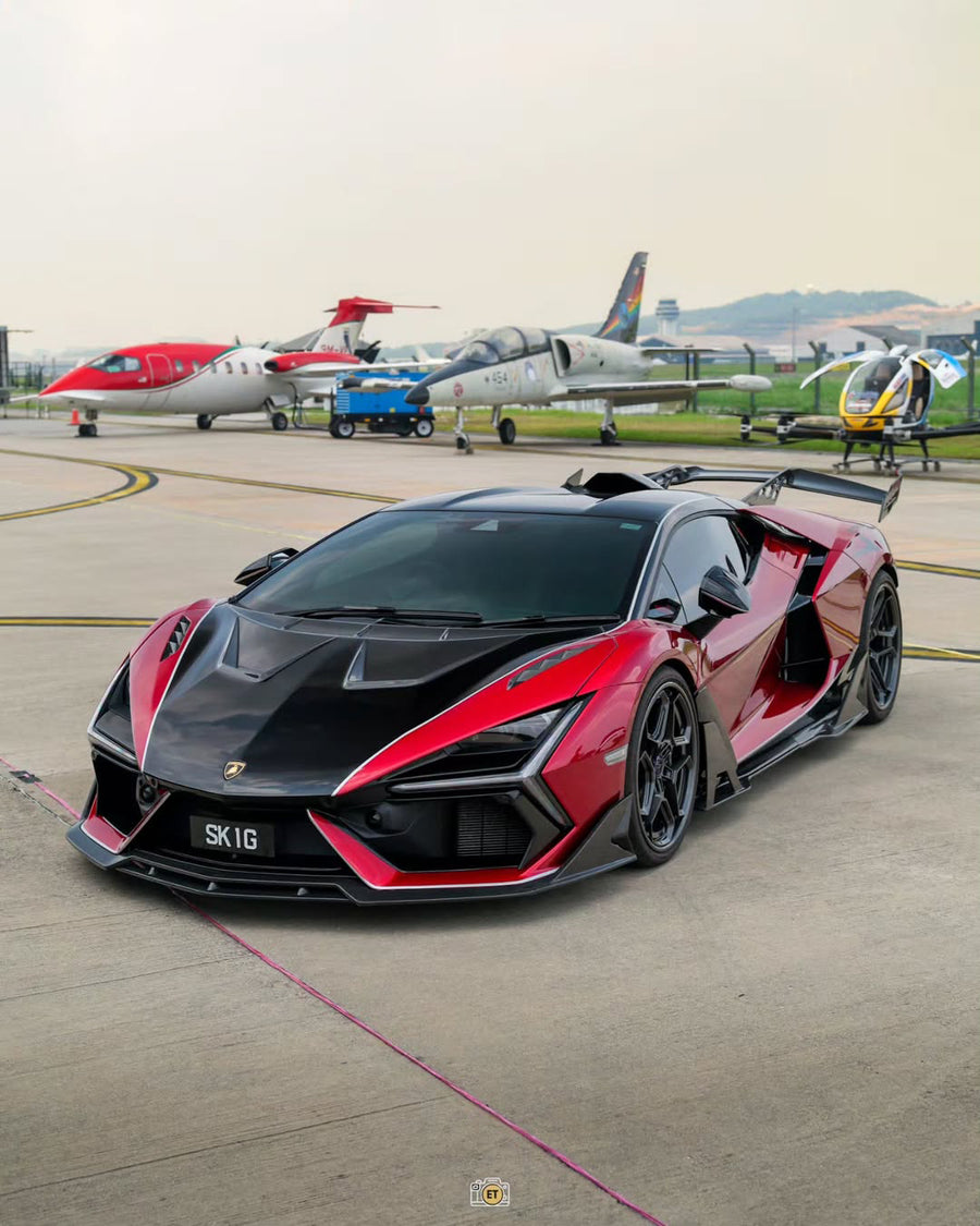 Lamborghini Revuelto on AL13 R105 forged wheels