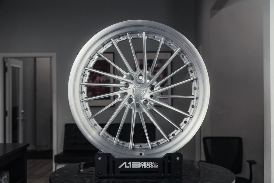 AL13 R120 3-piece forged wheel