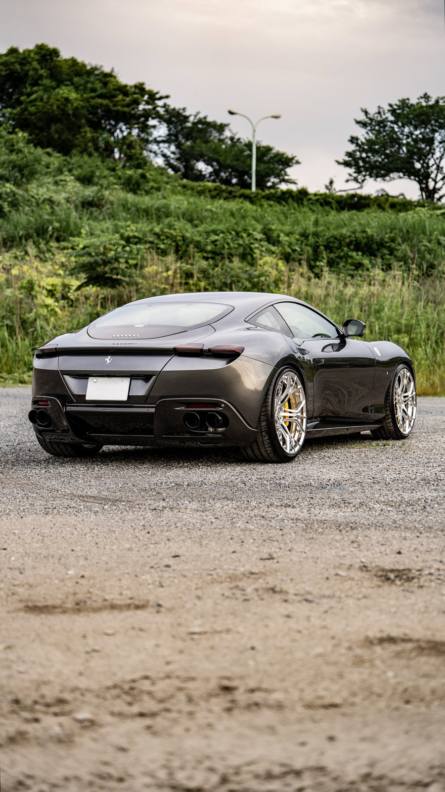 Ferrari Roma on AL13 R140 forged wheels in Polished Gloss finish