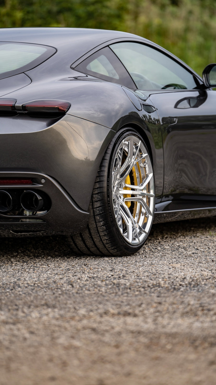 Ferrari Roma on AL13 R140 forged wheels in Polished Gloss finish