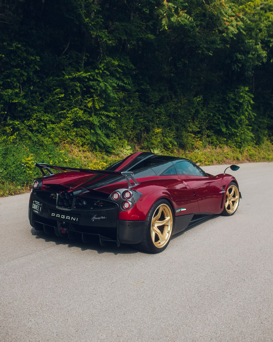 Pagani Huayra on AL13 R190 forged wheels in Polished Satin Champagne Gold / Polished Gloss Champagne Gold finish