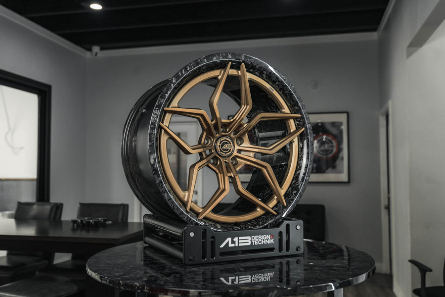 AL13 R70 2-piece carbon forged wheel