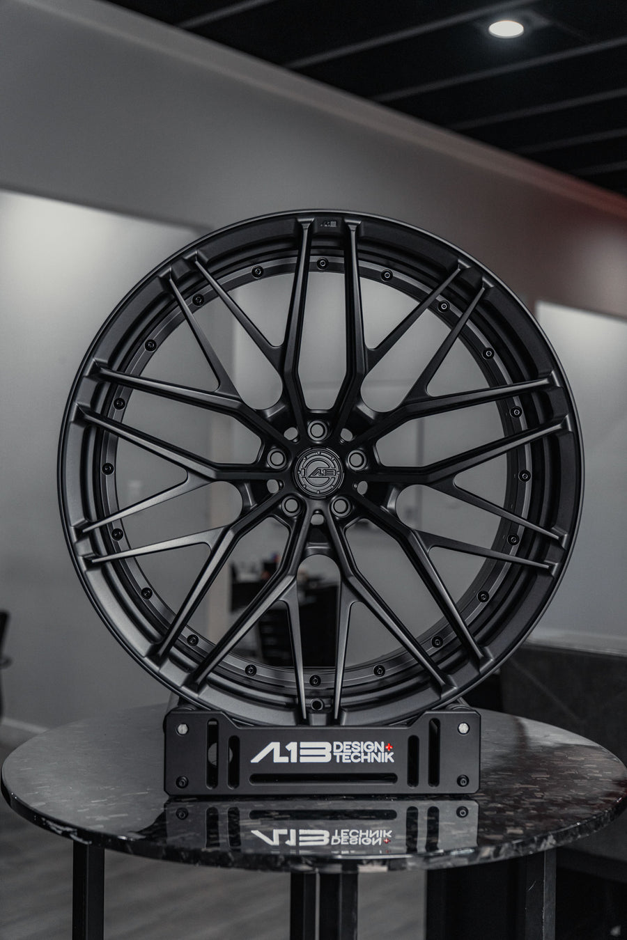 AL13 R90 forged wheel