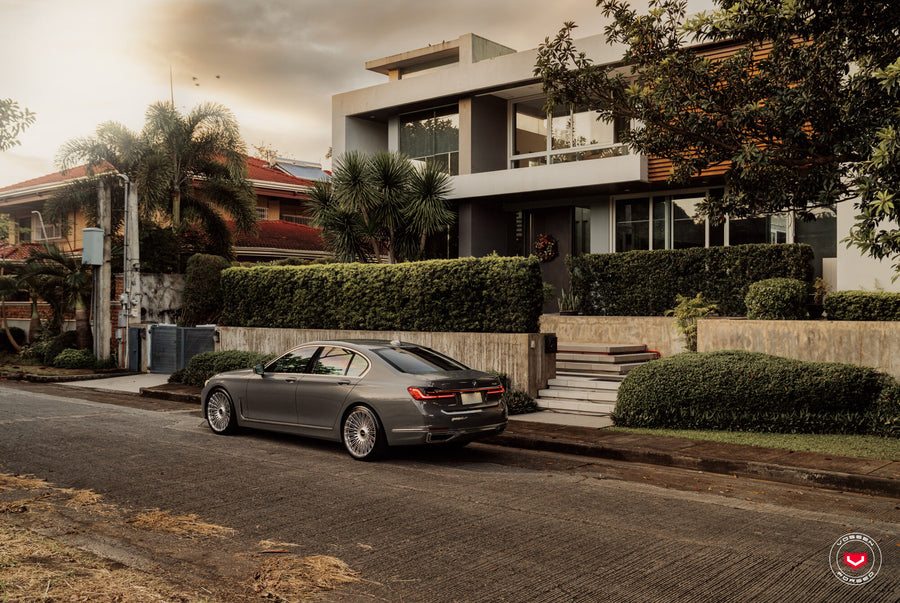 BMW 7 Series – Series 17: S17-14 – photo 2