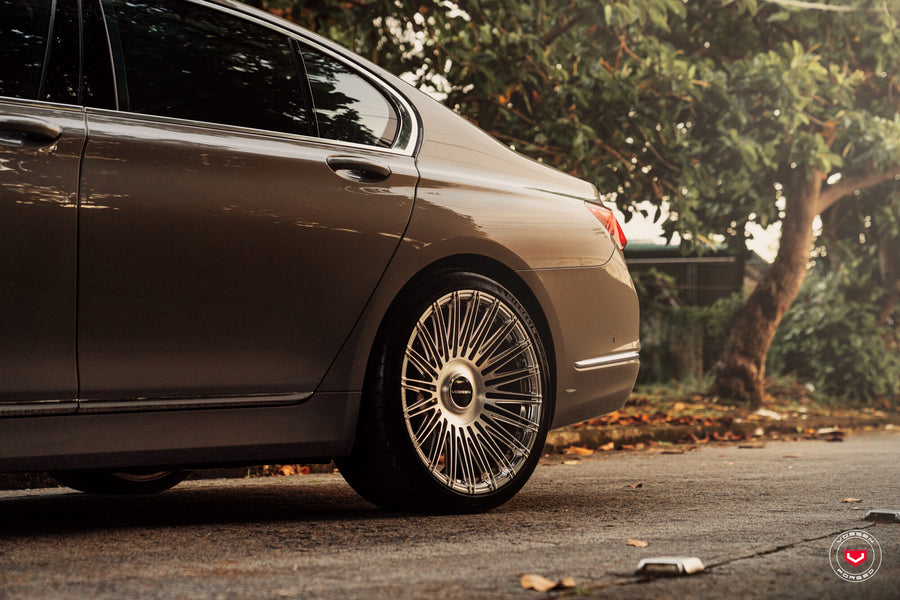 BMW 7 Series – Series 17: S17-14 – photo 3