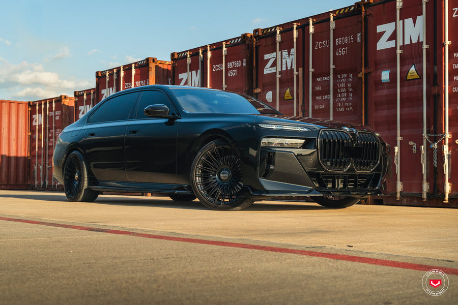 BMW 760i xDrive – Series 17: S17-14 – photo 10