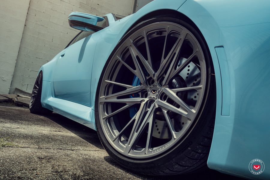 BMW M2 – M-X Series: M-X6 – photo 2