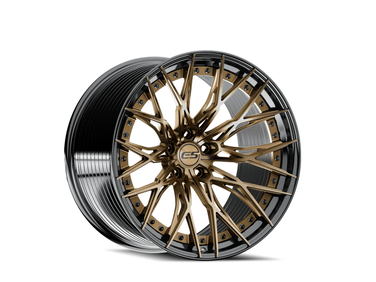 E5 Sebring 2P two-piece wheels - on a C8 Corvette