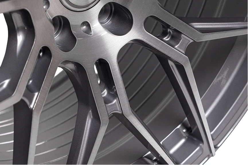 E5 Speedway Form Forged wheels - wheel detail