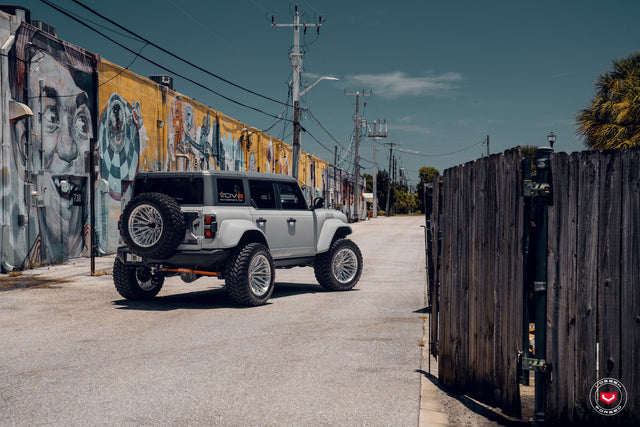 Ford Bronco - Vossen VFX-04