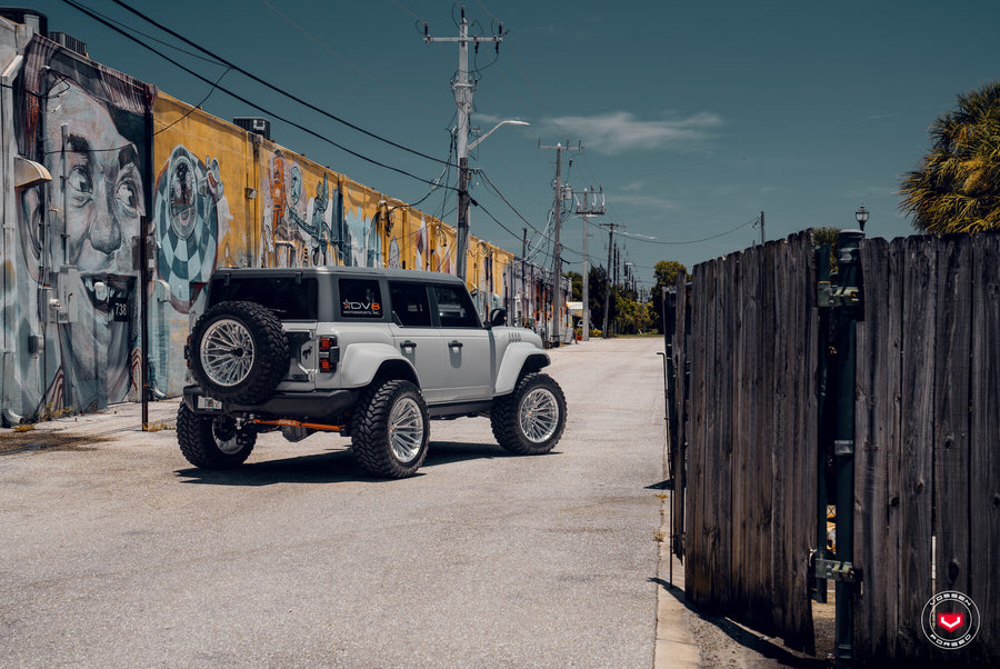Ford Bronco - Vossen VFX-04 – photo 1