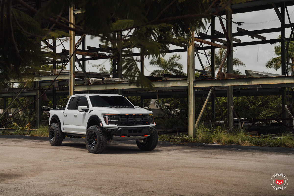 Ford F-150 Raptor R – LCX Series: LCX-03