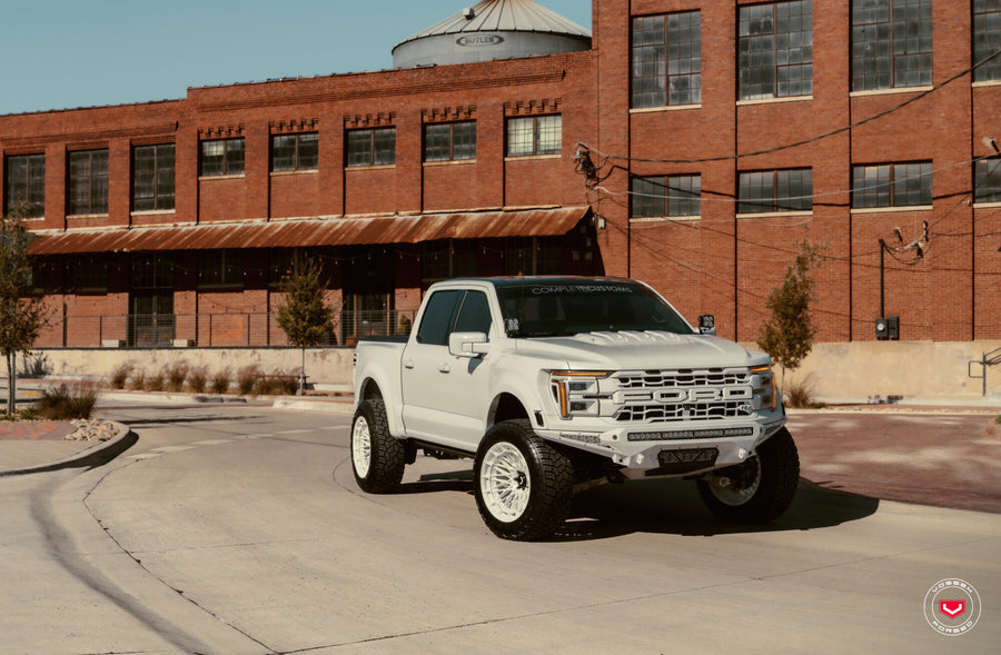 Ford Raptor R – LCX Series: LCX-03 – photo 1