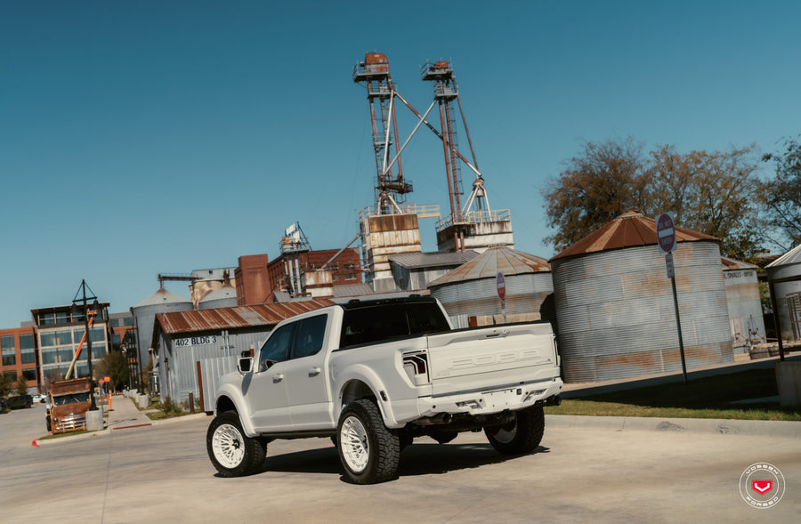 Ford Raptor R – LCX Series: LCX-03 – photo 2