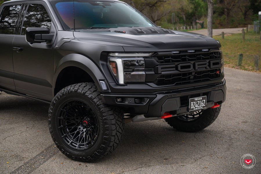 Ford F-150 Raptor R – LCX Series: LCX-03 – photo 3