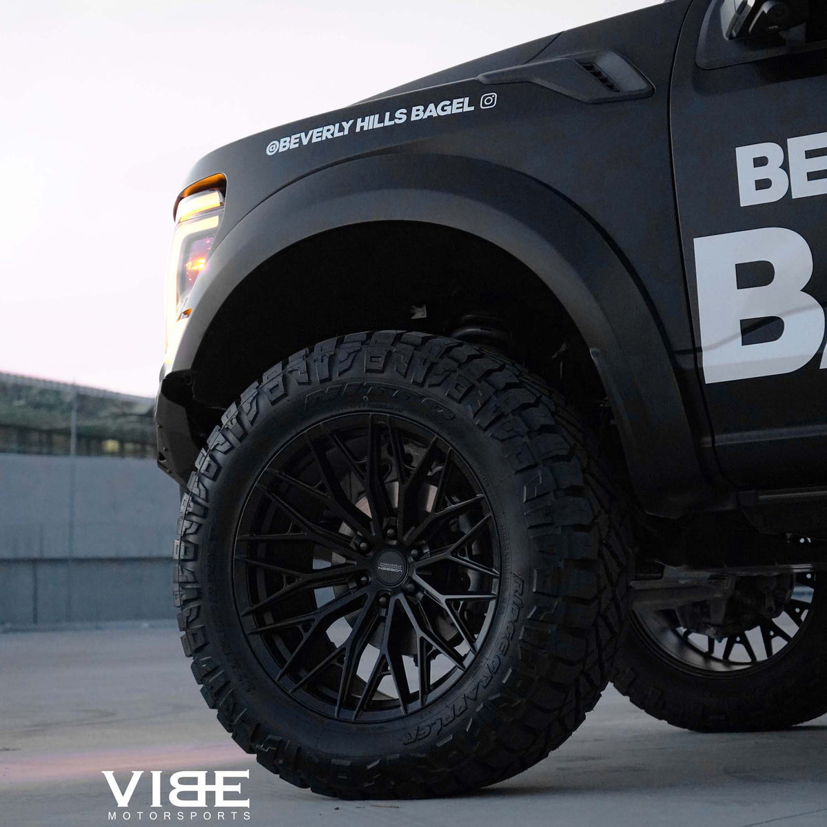 22" Vossen HFX6 Satin Black 22x9.5 Concave Wheels Rims Fits Ford F150 2015-2020