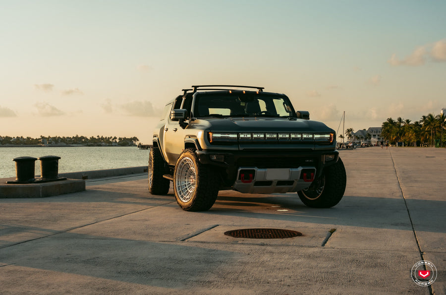 Hummer EV SUV – LCX Series: LCX-04 – photo 10