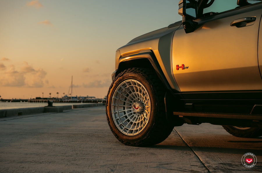 Hummer EV SUV – LCX Series: LCX-04 – photo 5