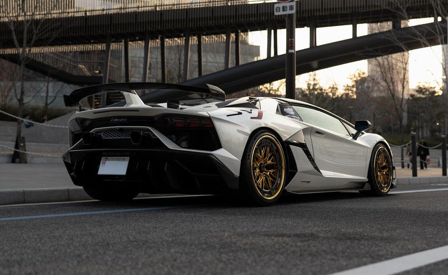 Lamborghini Aventador SVJ on MV Forged AR-220 forged wheels