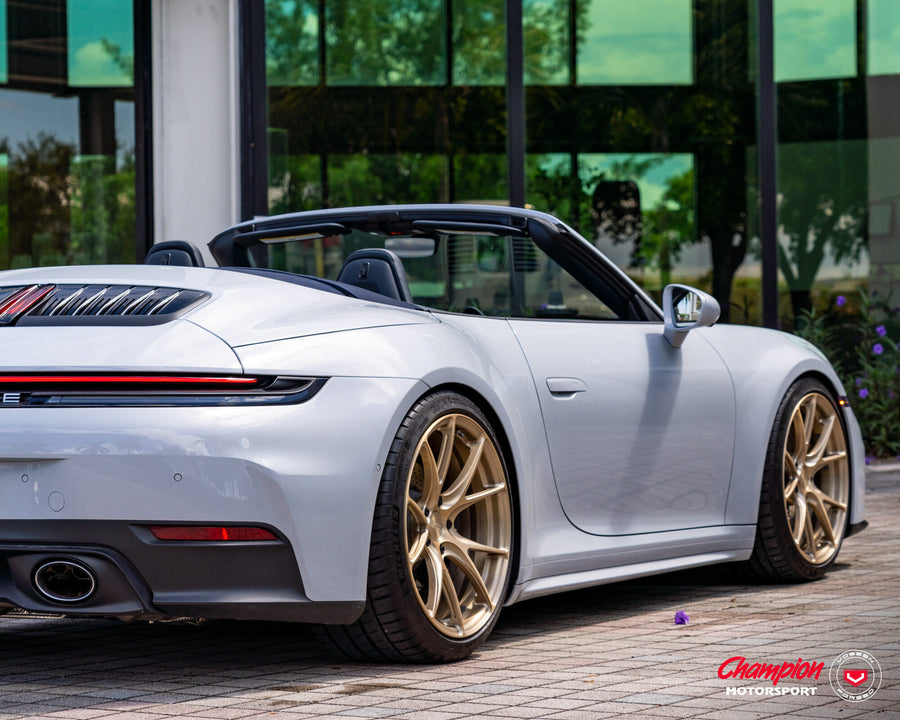 Porsche 992.2 Carrera Cab – Vossen x Champion RS74 – photo 7