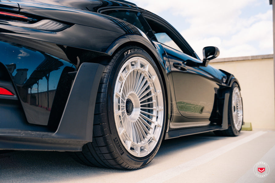 Porsche 992 GT3 RS – LC3 Series: LC3-06 – photo 5