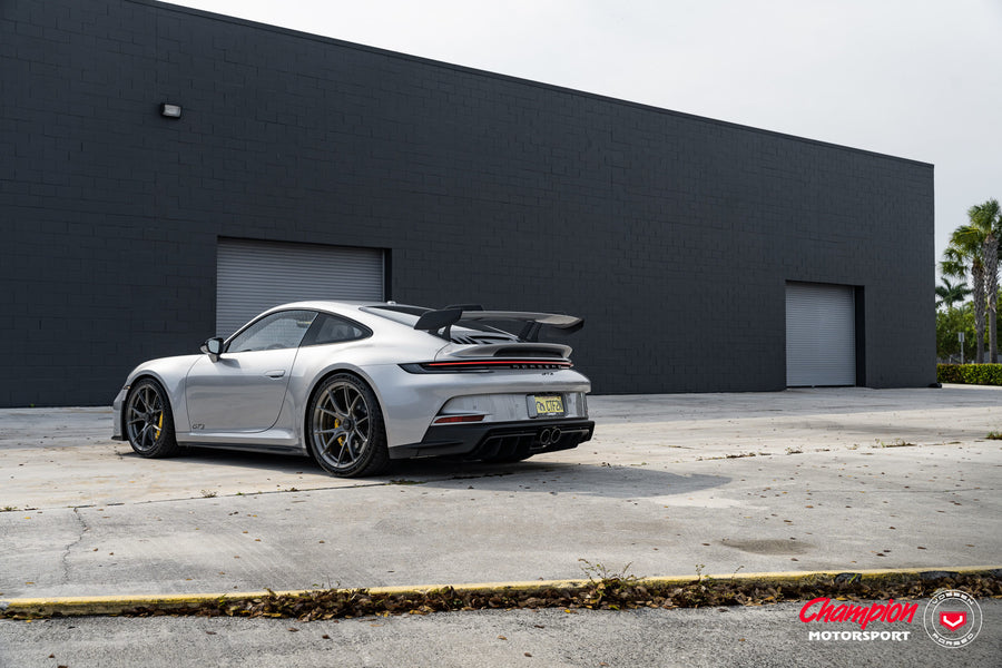 Porsche 992 GT3 – Vossen x Champion RS74 – photo 3
