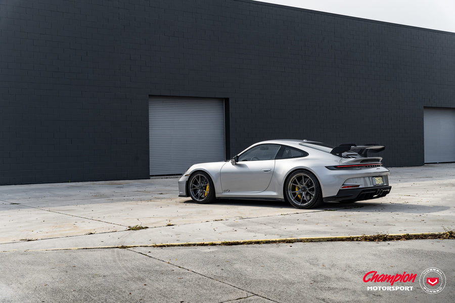 Porsche 992 GT3 – Vossen x Champion RS74 – photo 4