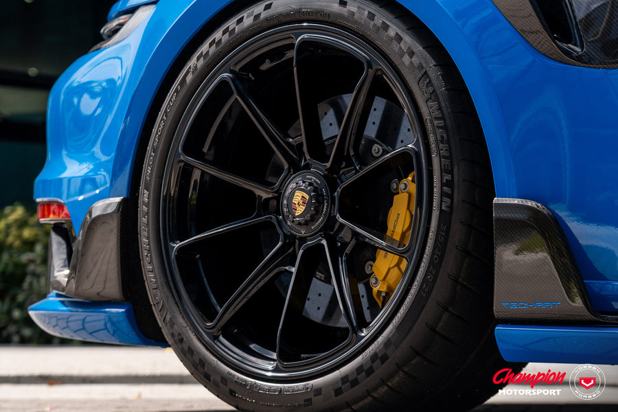 Porsche 992 Turbo S Cabrio – Vossen x Champion RS92 – photo 2