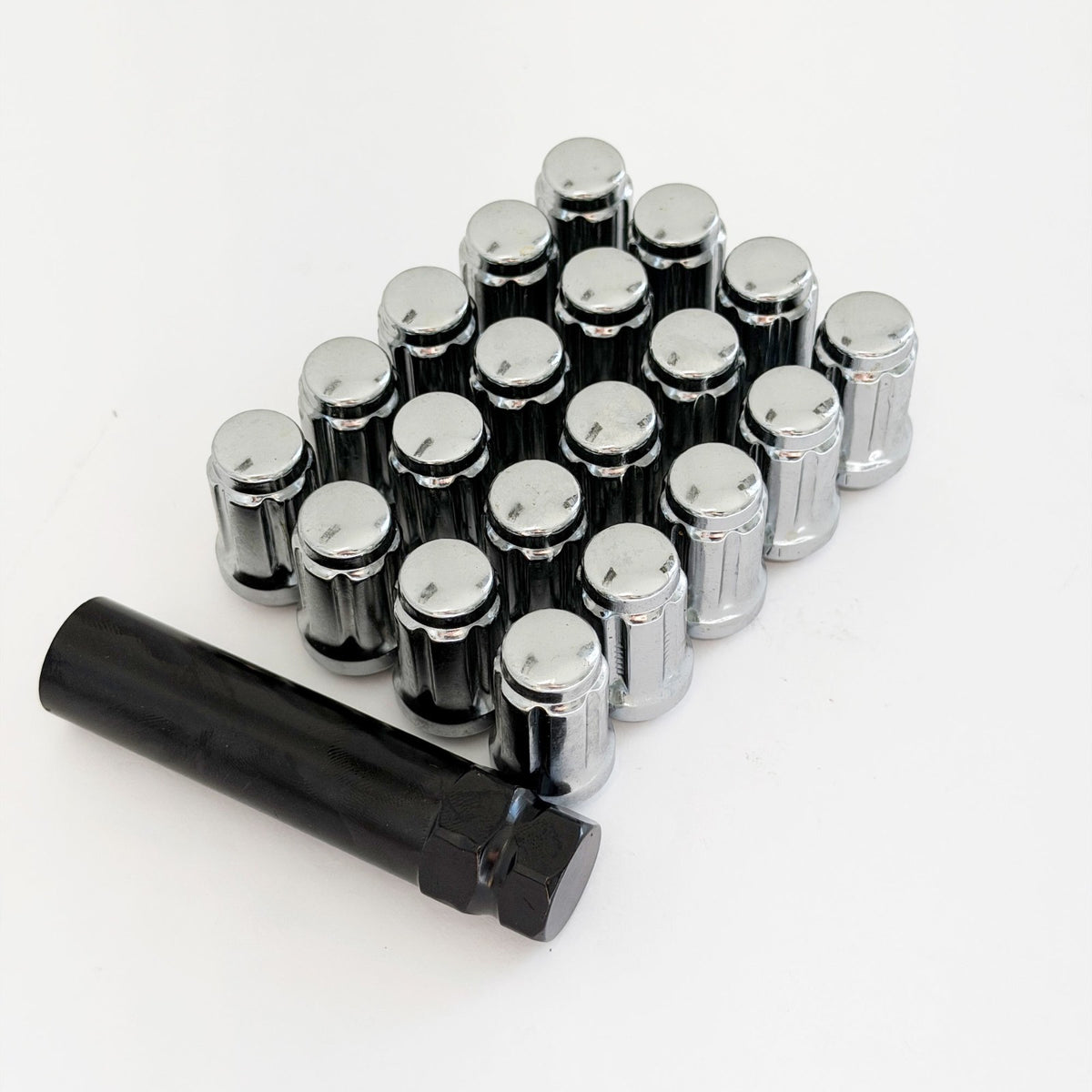 Tuner Spline Lug Nuts M14x1.50 – 60° Conical Acorn (20 Pack + Key) – Chrome view 2