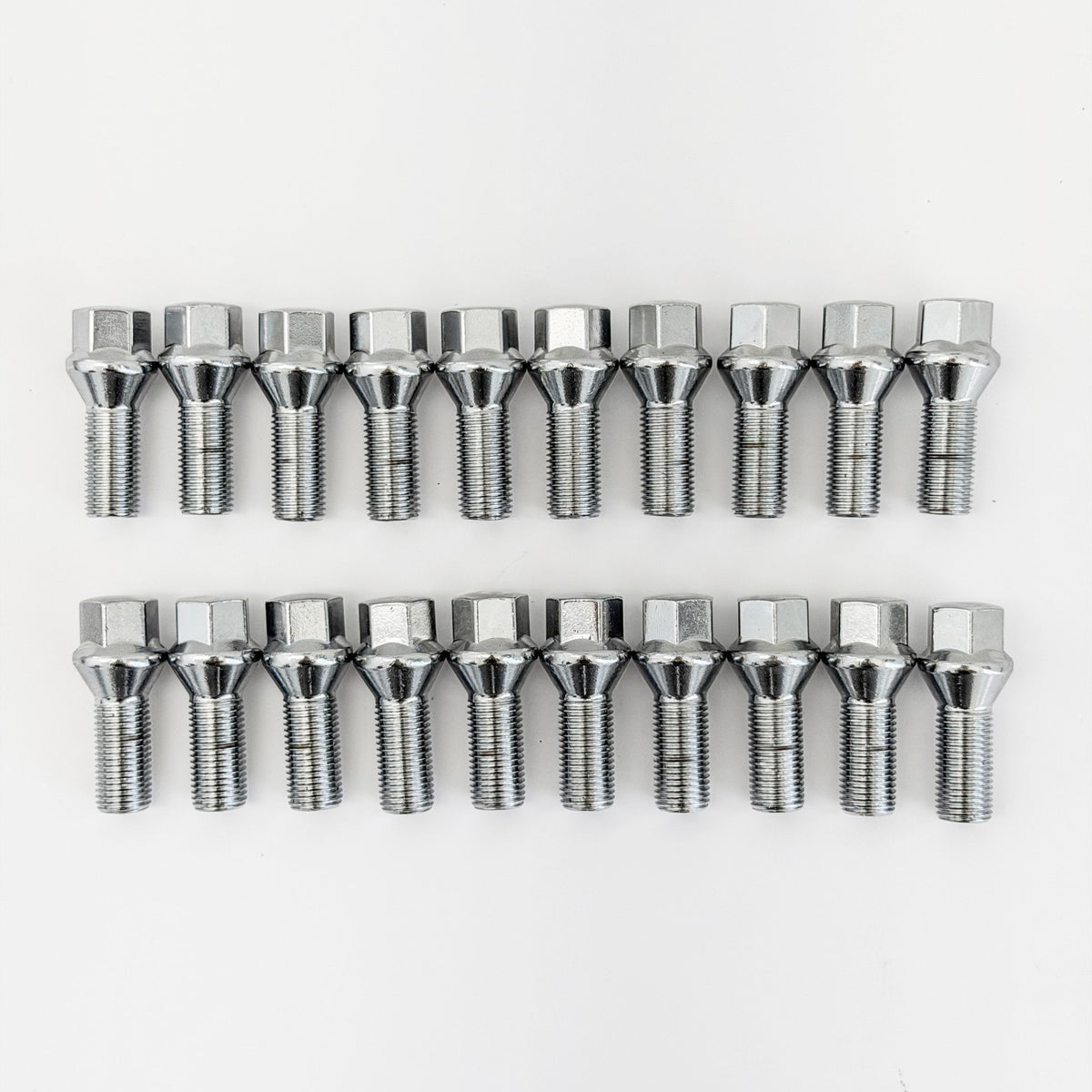 Lug Bolts M12x1.50 40mm – 60° Conical Seat, 17mm Hex (20 Pack) – Chrome