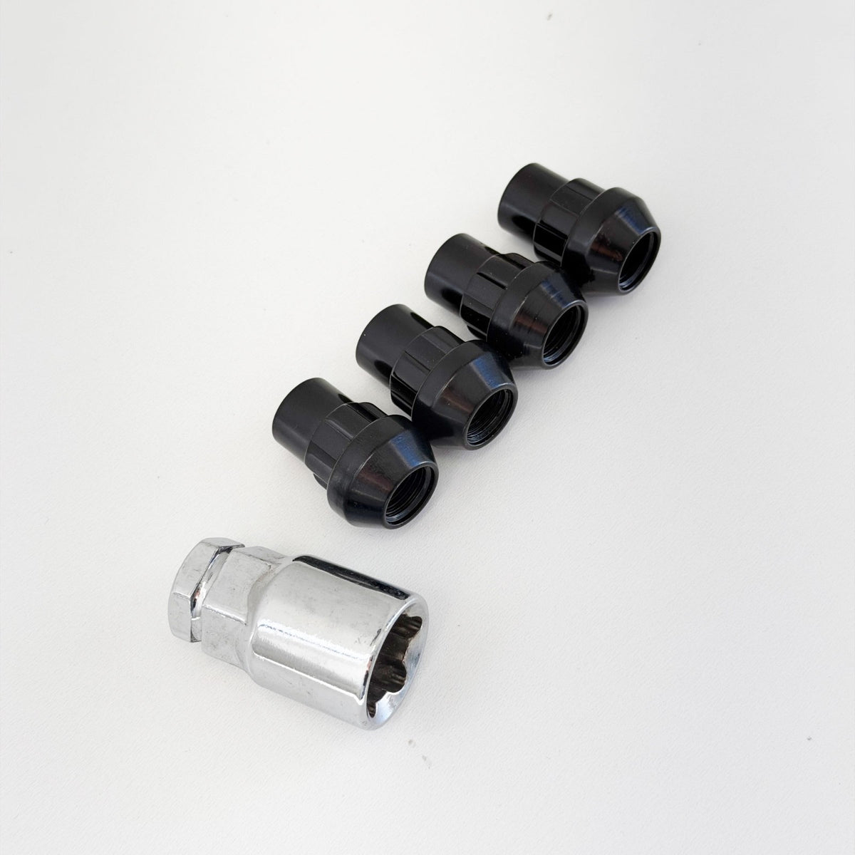 Lug Nut Locks 1/2"-20 – 60° Conical Acorn (Set of 4 + Key) – Black view 4