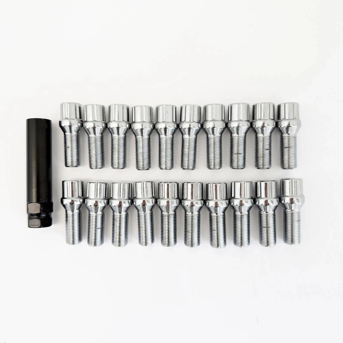 Spline Drive Lug Bolts M14x1.50 32mm – 60° Conical Seat (20 Pack + Key) – Chrome