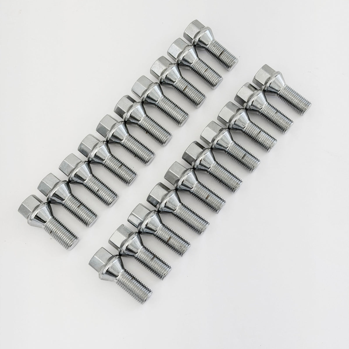 Lug Bolts M12x1.50 33mm – 60° Conical Seat, 17mm Hex (20 Pack) – Chrome