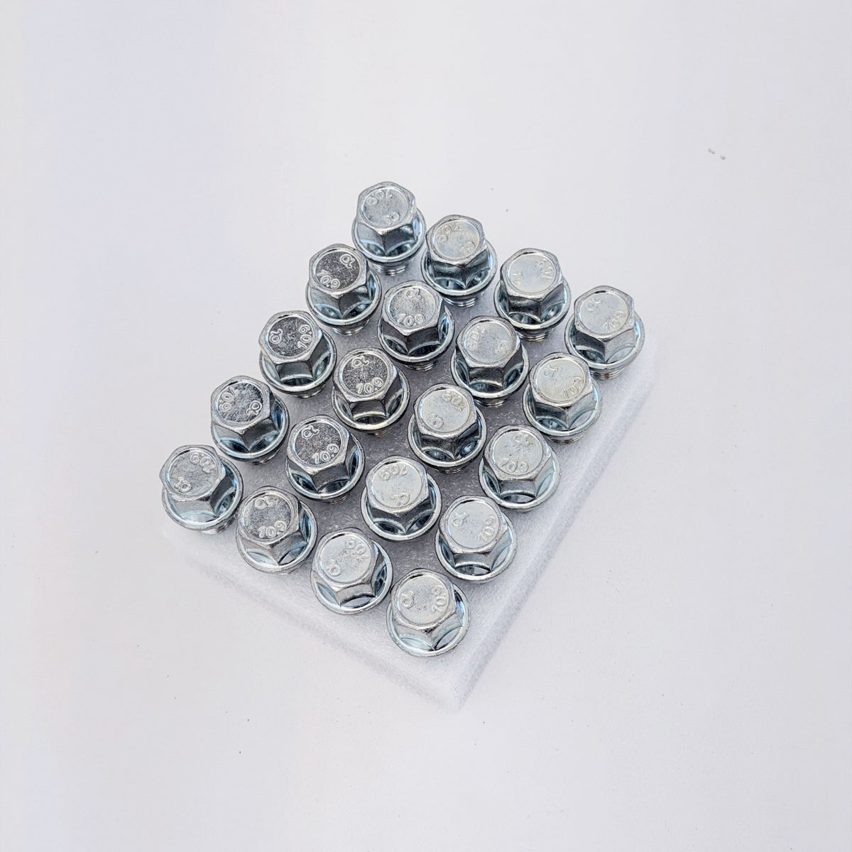 Bimecc Lug Bolts M14x1.50 27mm – 60° Conical Seat, 17mm Hex, Zinc (20 Pack) – Zinc view 3