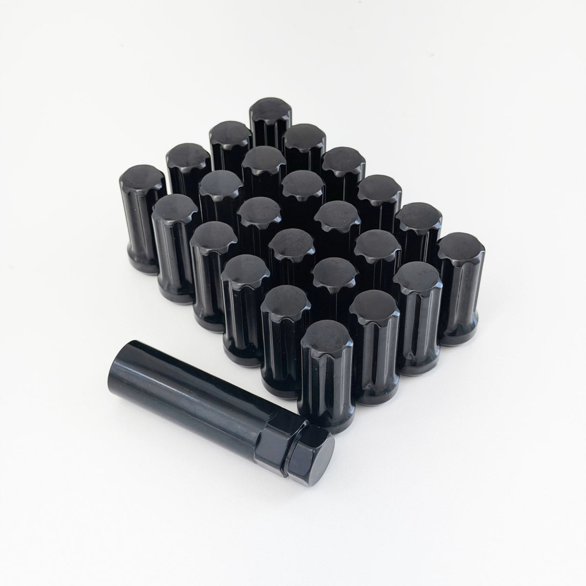 Truck Spline Lug Nuts M14x2.00 – 60° Conical Acorn (24 Pack + Key) – Black view 4
