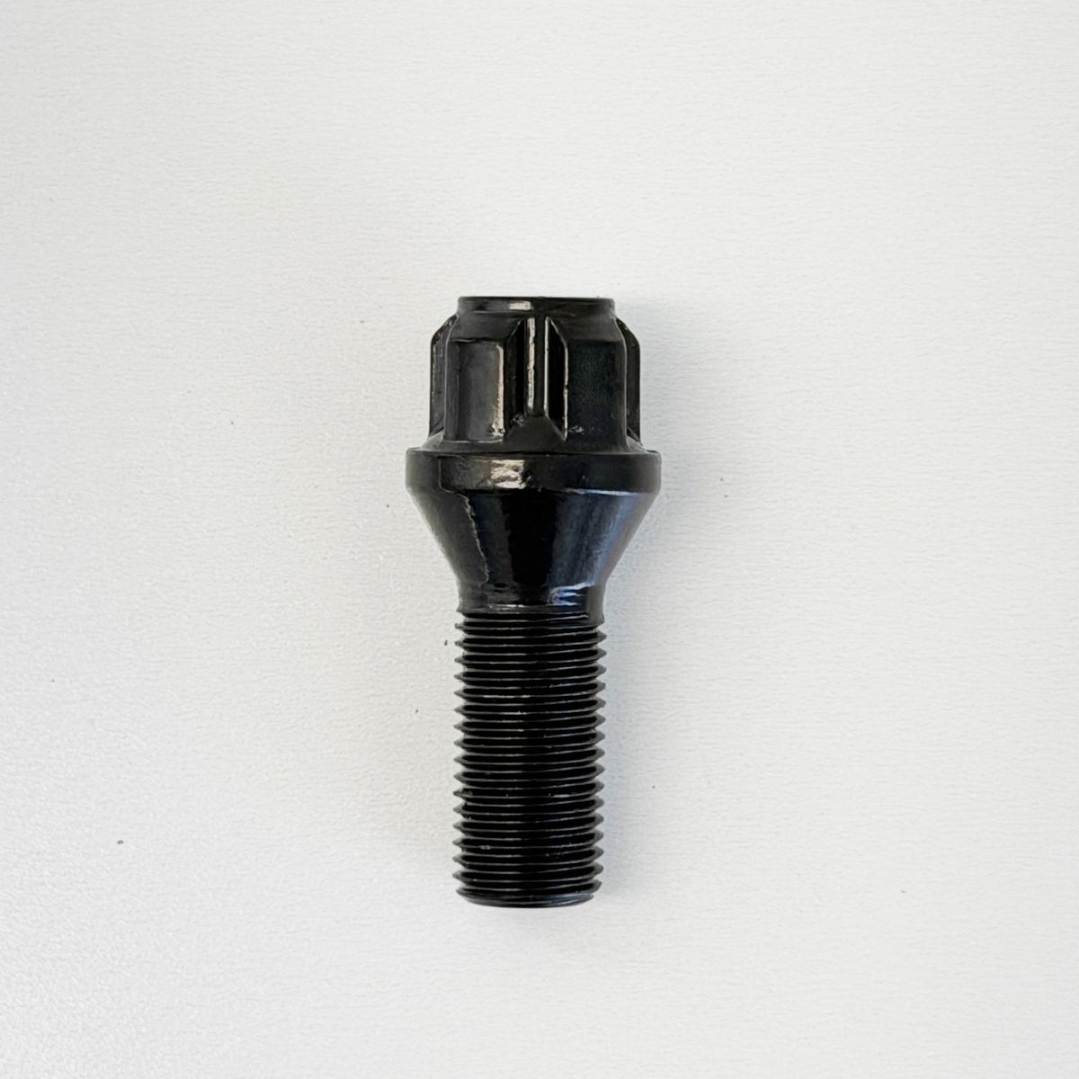 Lug Bolt Locks M12x1.50 24mm – 60° Conical Seat (Set of 4 + Key) – Black view 4