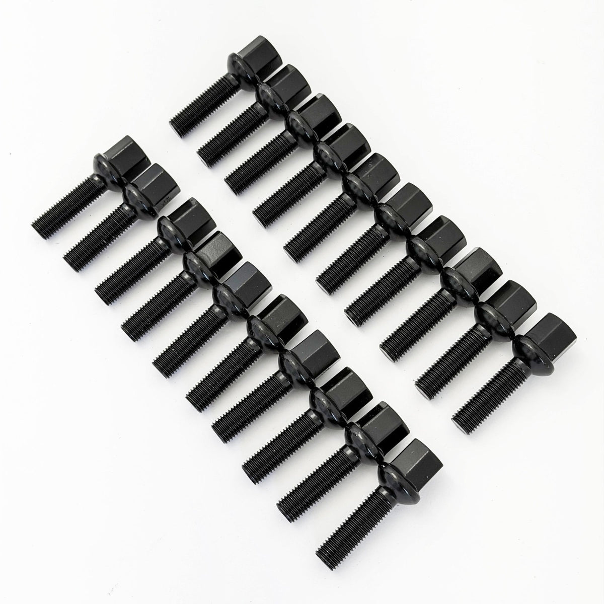Lug Bolts M14x1.25 40mm – R12 Ball Seat, 17mm Hex (20 Pack) – Black view 5