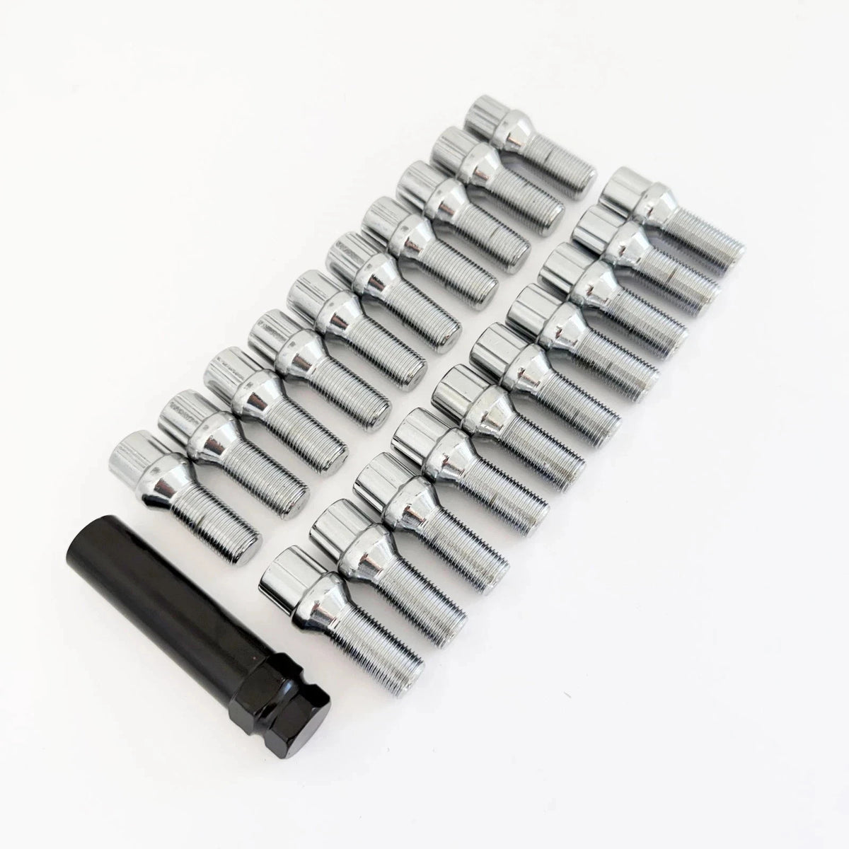 Spline Drive Lug Bolts M12x1.50 28mm – 60° Conical Seat (20 Pack + Key) – Chrome