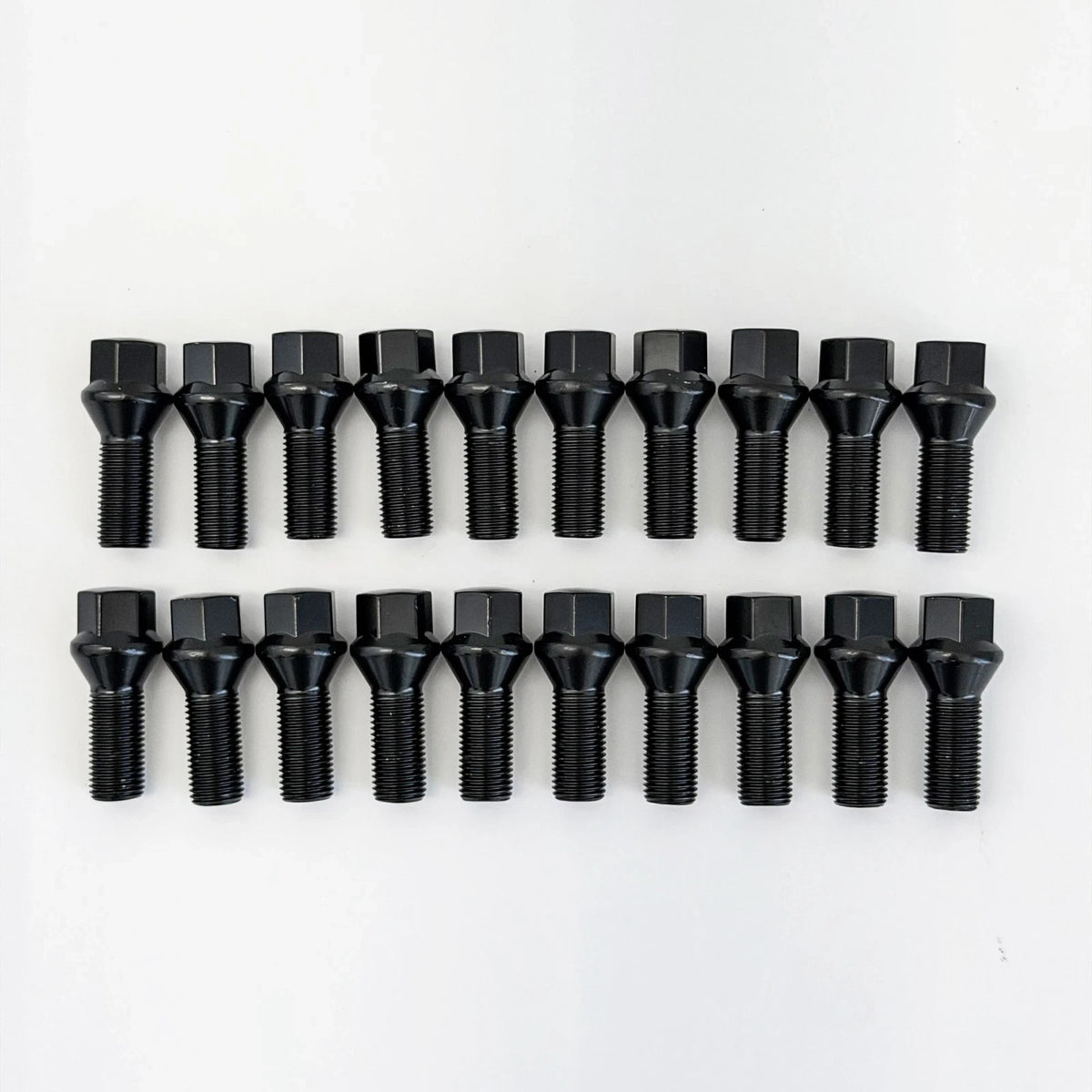 Lug Bolts M12x1.50 40mm – 60° Conical Seat, 17mm Hex (20 Pack) – Black