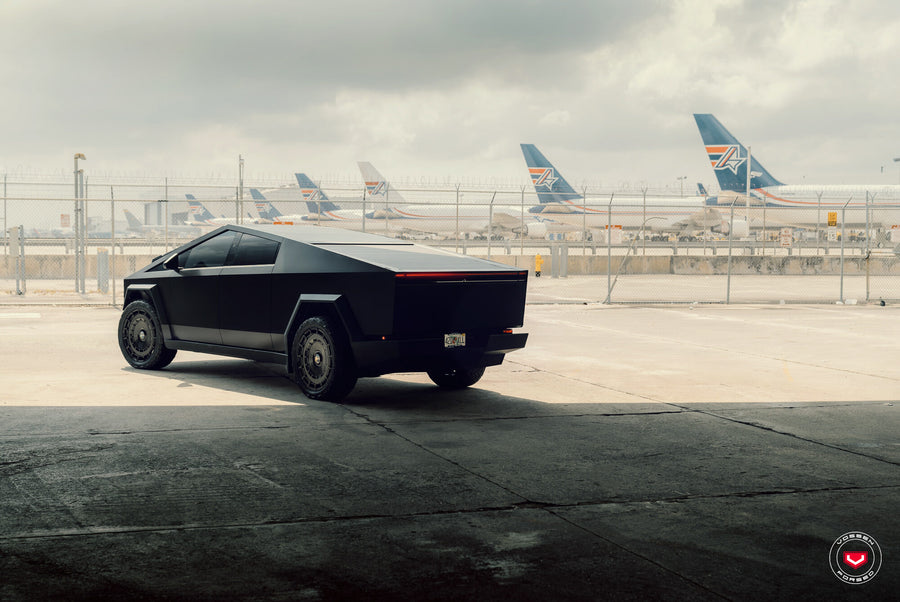 Tesla Cybertruck – LC3 Series: LC3-11 – photo 10