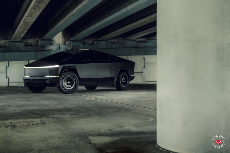 Tesla Cybertruck – LC3 Series: LC3-11 – photo 6