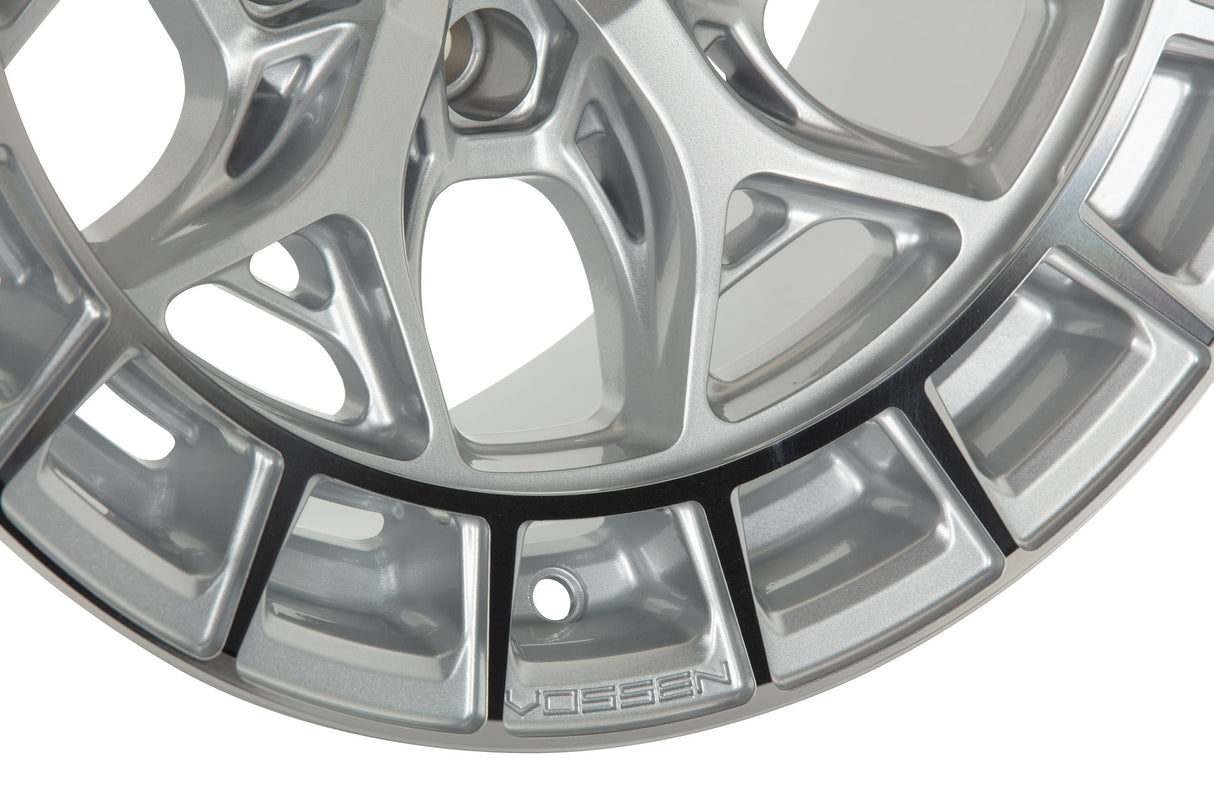 18" Vossen HFX1 Silver Polished 18x9 Concave Wheels Rims Fits Lexus GX470